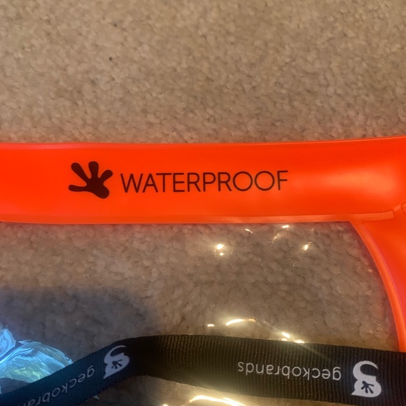 Waterproof Dry Cell Phone Case - Picture 2 of 4